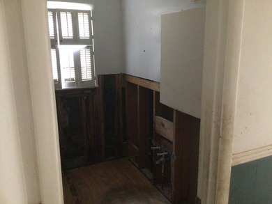 INVESTOR SPECIAL!! This all brick home located in Carrington - photo 11