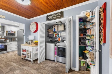 Come check out this recently updated 4bed/3bath home nestled in - photo 12