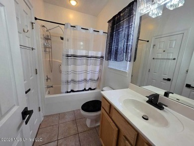 Beautifully updated 3 bedroom, 2 bathroom home offering - photo 14