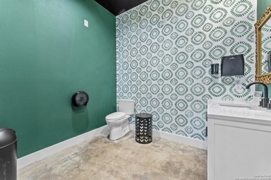 Turnkey Commercial Opportunity in the Heart of Floresville -