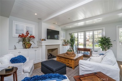 Nestled in the heart of Balboa Island, 217 Coral Avenue invites - photo 6