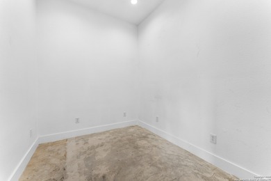 Turnkey Commercial Opportunity in the Heart of Floresville -