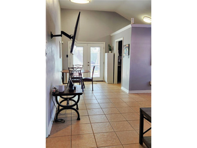 Step into this beautiful updated 2-bedroom, 1-bath home that - photo 2