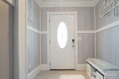 Live the Gulf Coast dream in this stunning 5-bed, 3-bath home - photo 3