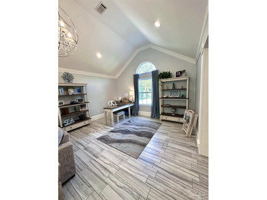 Live the Gulf Coast dream in this stunning 5-bed, 3-bath home - photo 10