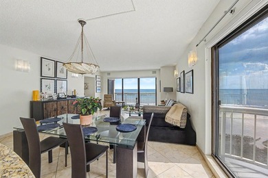 Wake up to the sound of the waves and endless ocean views from - photo 12