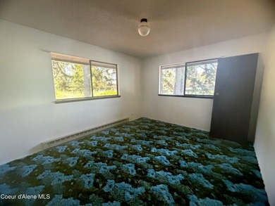 Enjoy waterfront living with this 3-bedroom, 2-bath home - photo 15