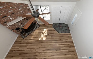 Private Pet friendly End unit newly refreshed! Ranch style - photo 15