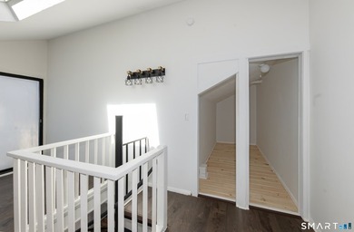 Private Pet friendly End unit newly refreshed! Ranch style - photo 16
