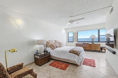 Wake up to the sound of the waves and endless ocean views from - photo 19