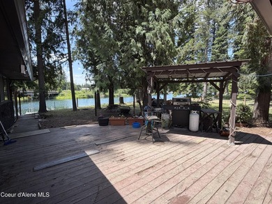 Enjoy waterfront living with this 3-bedroom, 2-bath home - photo 21