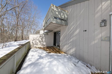 Private Pet friendly End unit newly refreshed! Ranch style - photo 22
