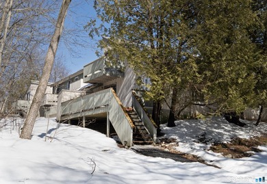 Private Pet friendly End unit newly refreshed! Ranch style - photo 25