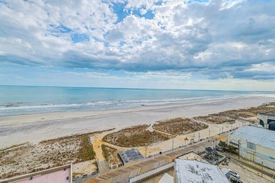 Wake up to the sound of the waves and endless ocean views from - photo 32