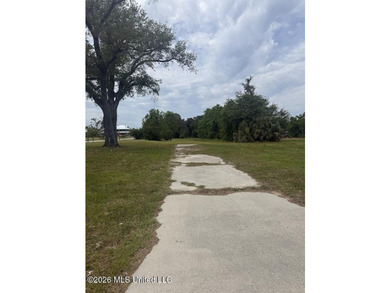 REDUCED! Beach front lot with beautiful view of the Gulf of - photo 1