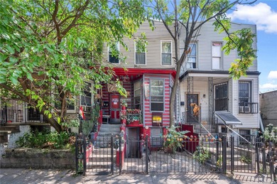 East River Townhome/Townhouse For Sale in Astoria New York