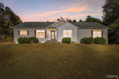 Lake Timberline Home Active Under Contract in Unincorporated Missouri