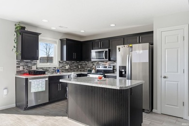 Built in 2018, this well-maintained 3 bedroom, 2 bathroom ranch - photo 12