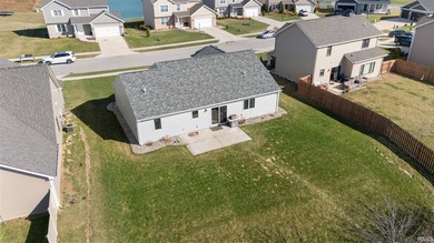 Built in 2018, this well-maintained 3 bedroom, 2 bathroom ranch - photo 32