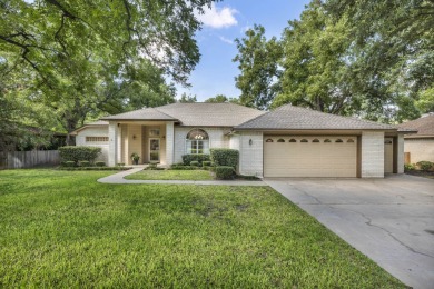 Lake Home For Sale in Meadowlakes, Texas