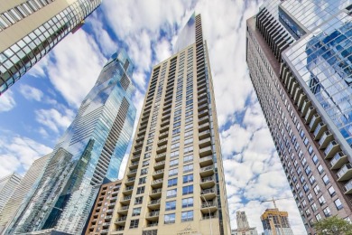 Lake Condo For Sale in Chicago, Illinois