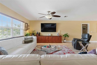 Stunning Corner-Lot POOL home with a resort-style backyard - photo 31