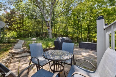 Exquisite Country Estate on 34.5 Acres. Escape to the - photo 35