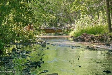 Exquisite Country Estate on 34.5 Acres. Escape to the - photo 40