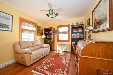 Just Arrived! Detached 4-bedroom, 2-bath Cape in a prime - photo 11