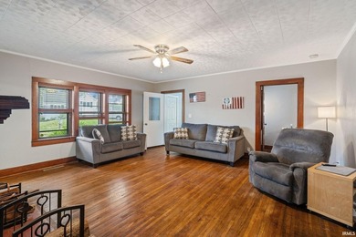 Enjoy lake living with this well-maintained 3-bedroom - photo 12