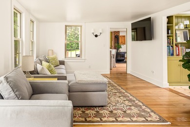 Welcome to The Farmhouse on Crawford, a beautifully renovated - photo 13