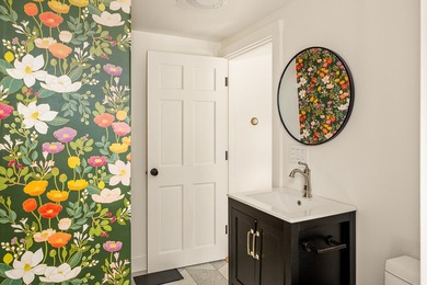 Welcome to The Farmhouse on Crawford, a beautifully renovated - photo 19