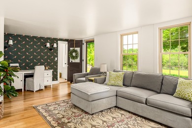 Welcome to The Farmhouse on Crawford, a beautifully renovated - photo 20