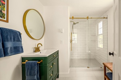 Welcome to The Farmhouse on Crawford, a beautifully renovated - photo 23