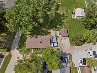 Enjoy lake living with this well-maintained 3-bedroom - photo 30