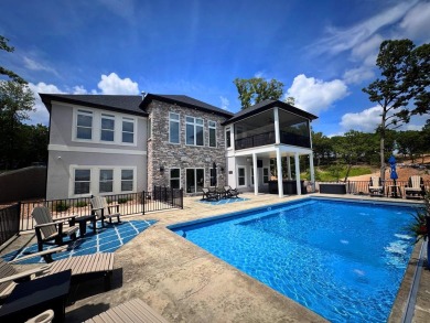Lake of the Ozarks Home For Sale in Sunrise Beach Missouri