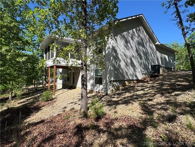Welcome to this beautifully designed home offering convenience - photo 39