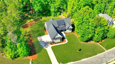 Experience the lifestyle you've been dreaming of in this - photo 4