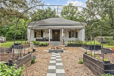 Lake Oconee Home For Sale in Madison Georgia