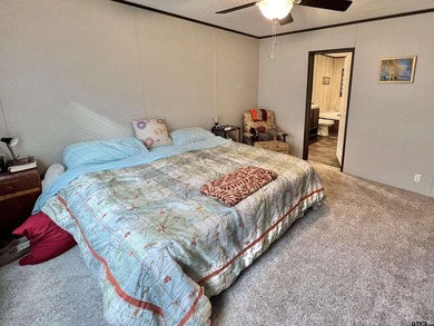 Welcome to a charming East Texas retreat offering easy living in - photo 15