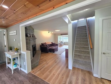 LIVING LIFE MORE ON SOMERSET LAKE!! Welcome to this beautifully - photo 18
