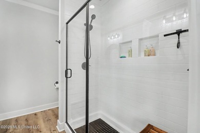 Welcome to your private waterfront escape in one of Bay St - photo 19