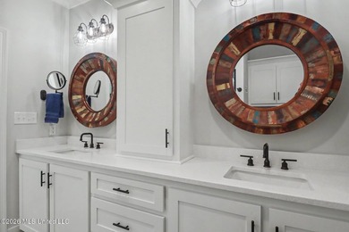 Welcome to your private waterfront escape in one of Bay St - photo 20