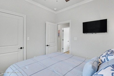 Welcome to your private waterfront escape in one of Bay St - photo 28