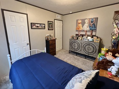 Welcome to a charming East Texas retreat offering easy living in - photo 30