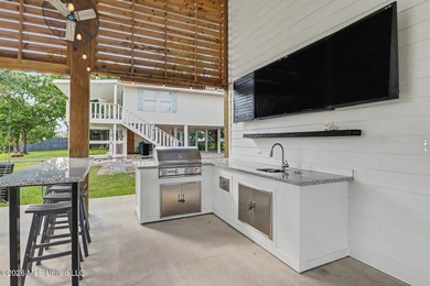 Welcome to your private waterfront escape in one of Bay St - photo 34