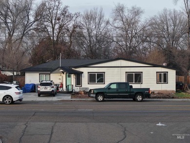 Lake Lowell Home For Sale in Nampa Idaho