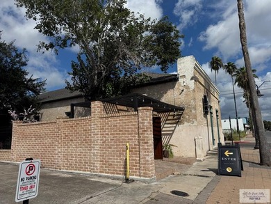 Take advantage of this rare opening in the Downtown business