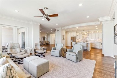 Luxury Lakefront Living in this meticulously maintained - photo 12