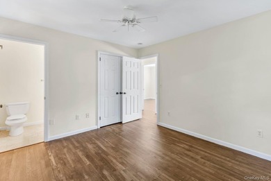 Move right into this beautifully updated split-level home - photo 14